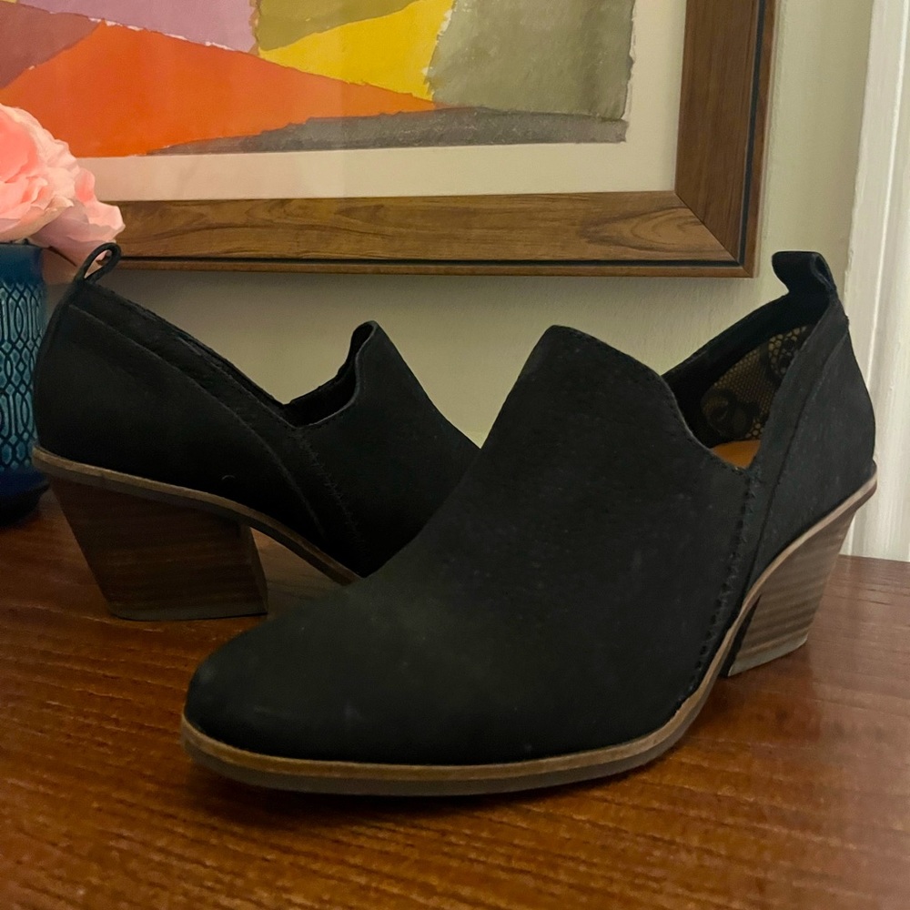Preloved Lucky Brand Booties Womens Black size 7.5